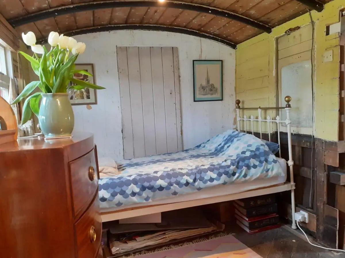 Sundial Cottage Норвич Экстерьер фото